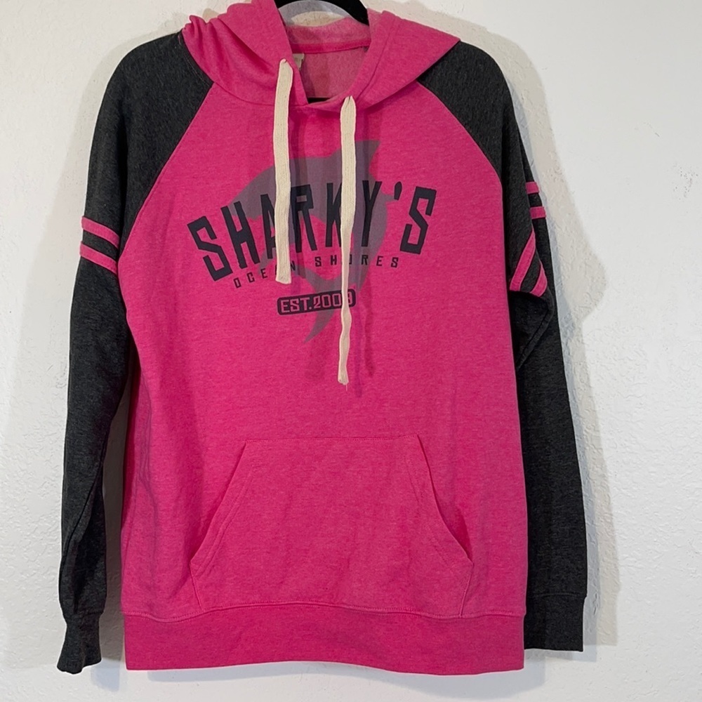 Sharky’s Ocean Shores Retro Vision Apparel Hoodie Size Large